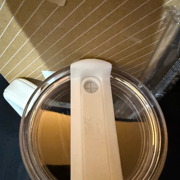 New Stanley 40oz Special White Tumbler with Jedi Based Blue Character Design - Picture 7 of 12